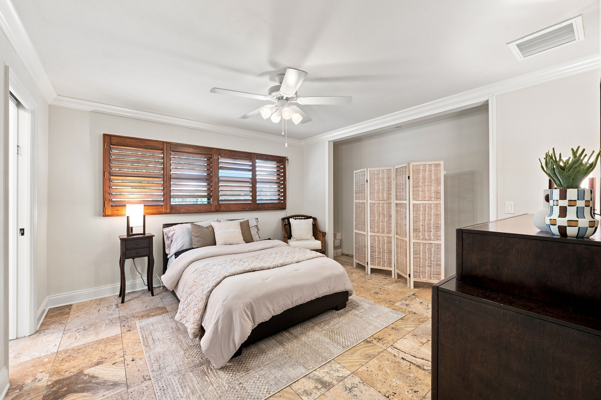 Bedroom2a