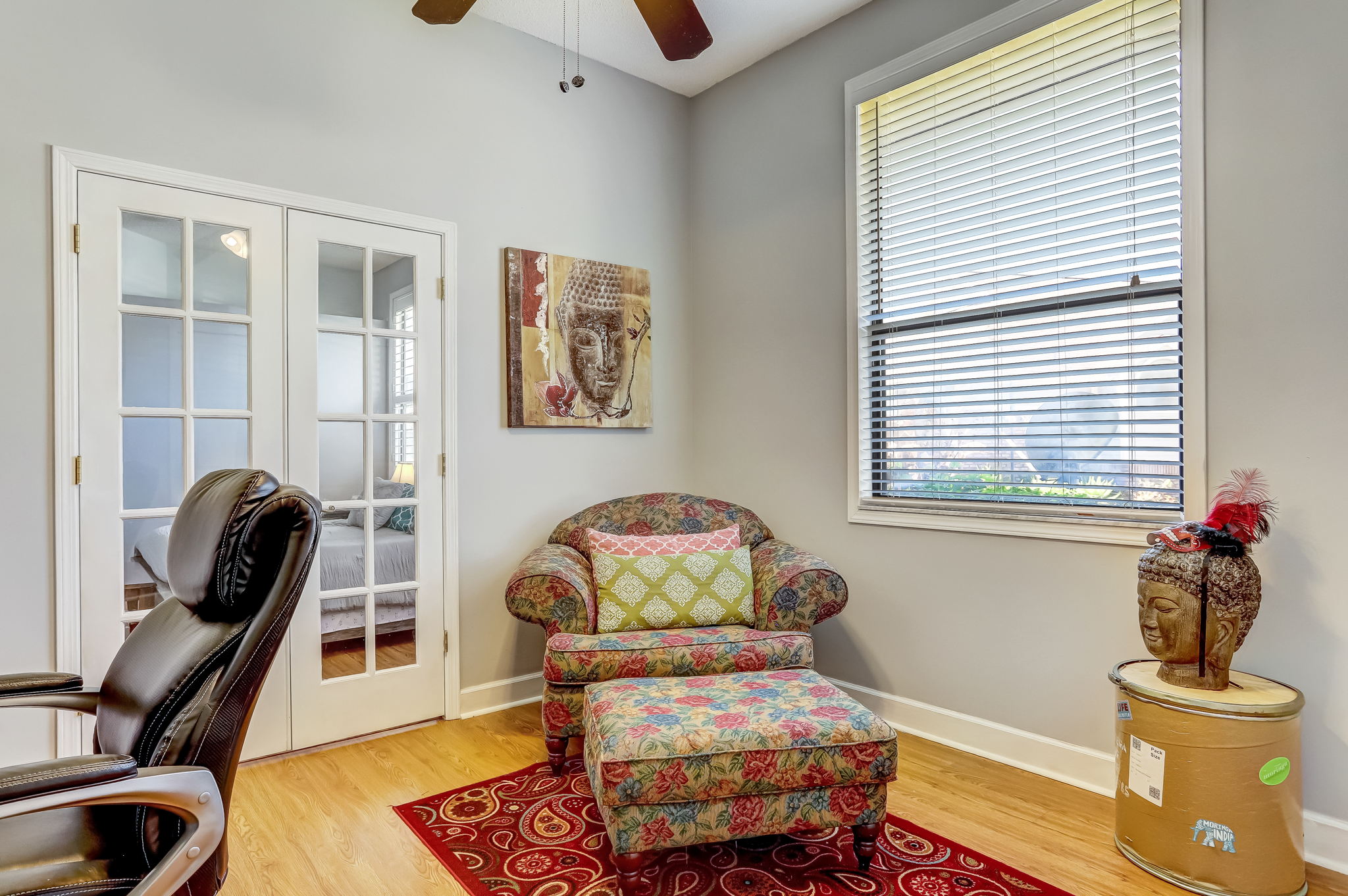 Bedroom/Office