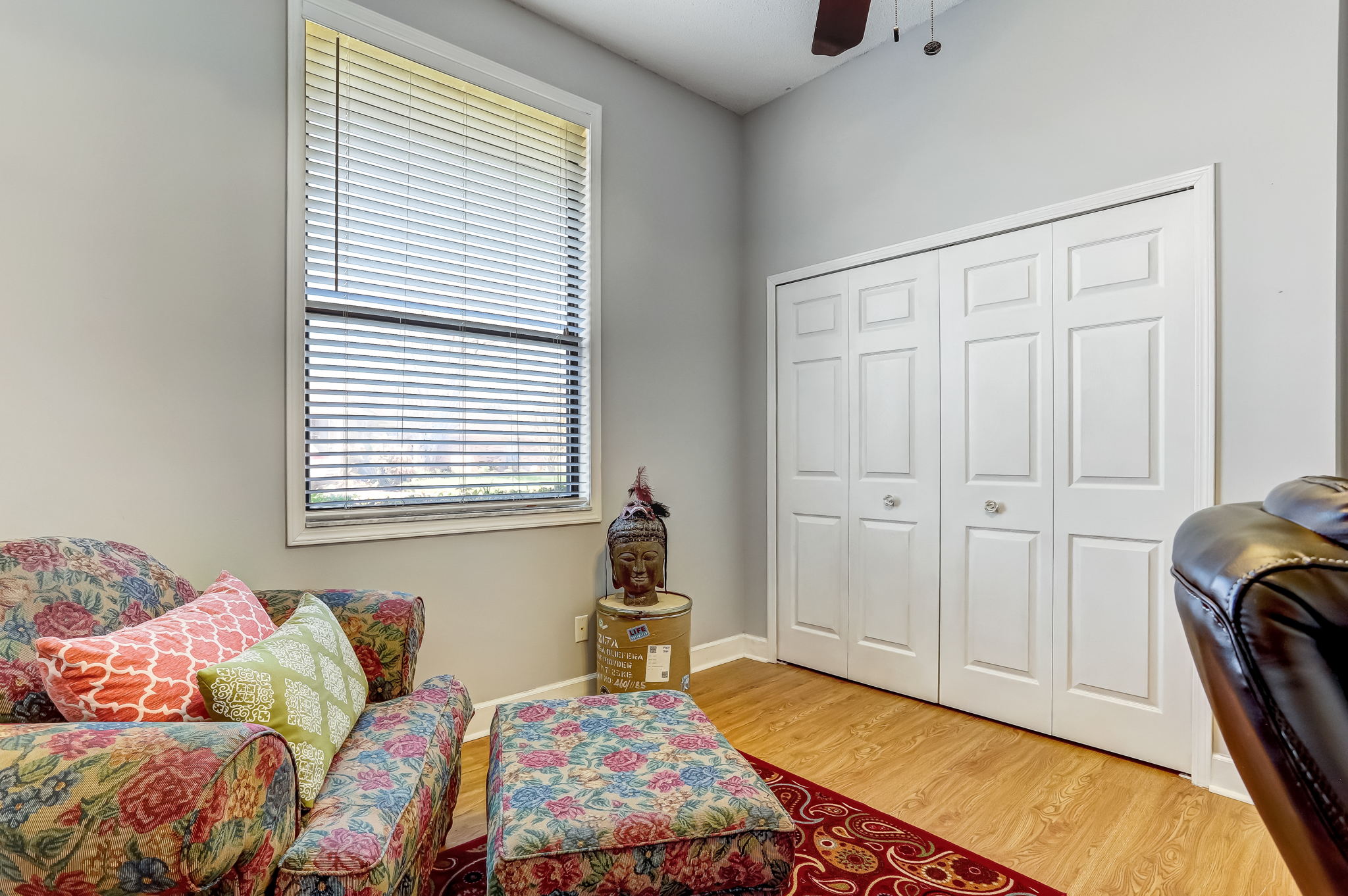 Bedroom/Office