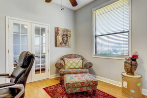 Bedroom/Office