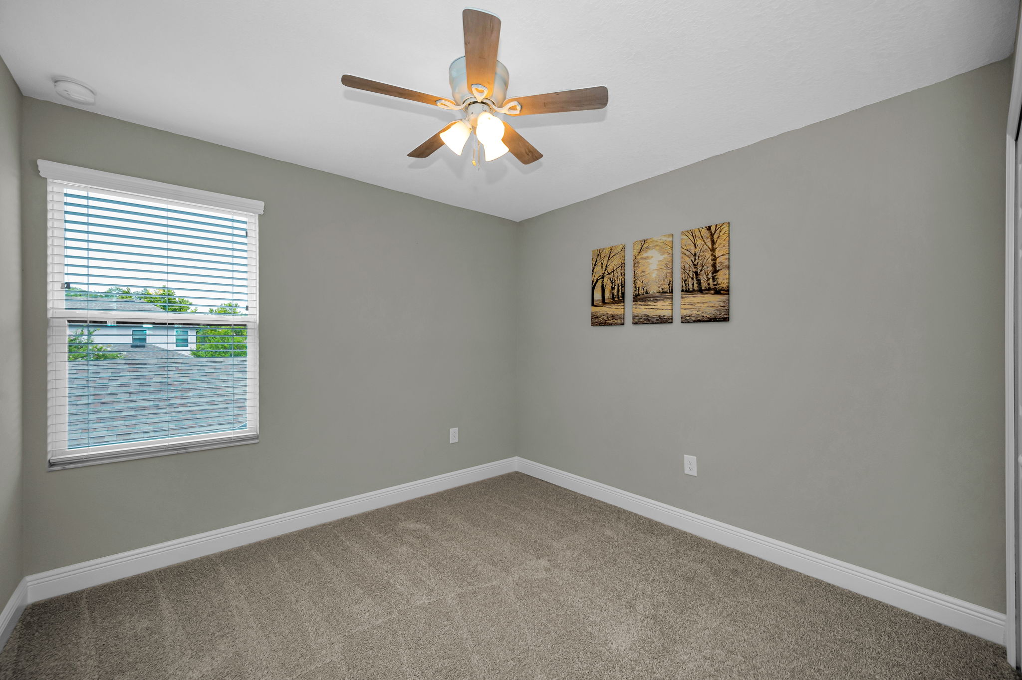 Upper Level Bedroom3a
