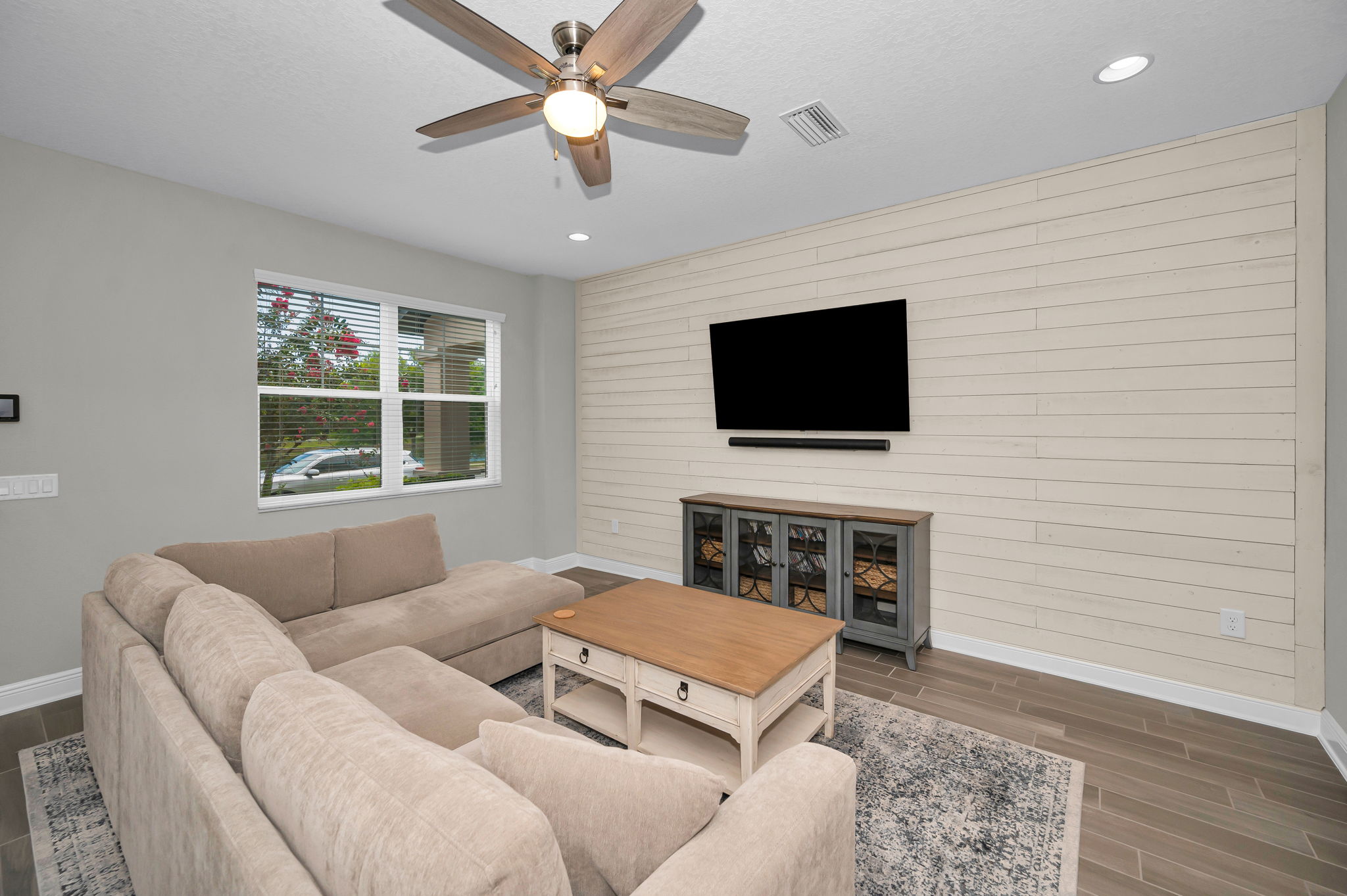 Living Room2