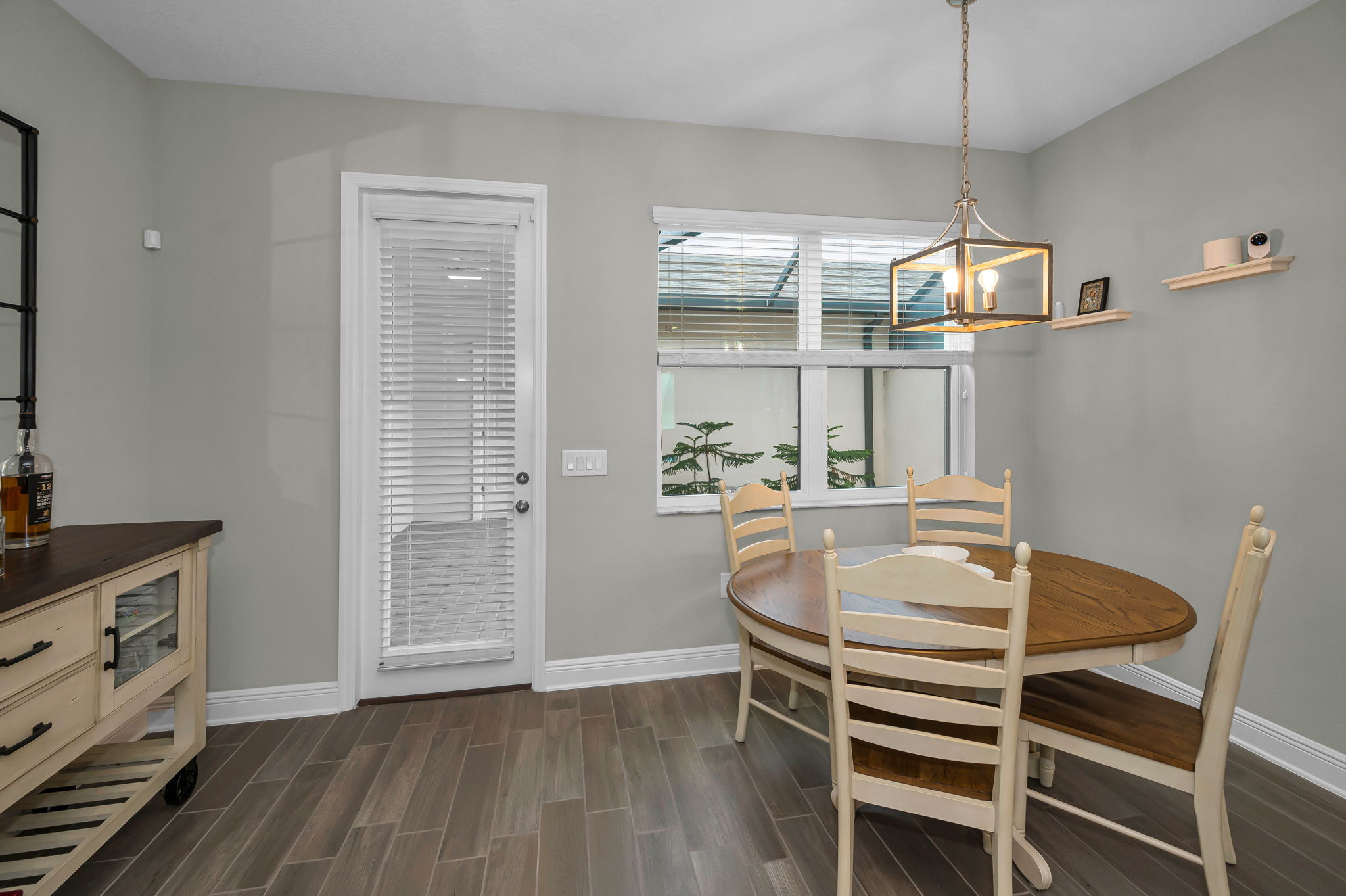 Dining Area1