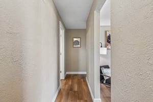 F St SE-S2608-022.jpg