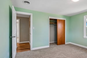 F St SE-S2608-024.jpg