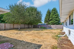 F St SE-S2608-041.jpg