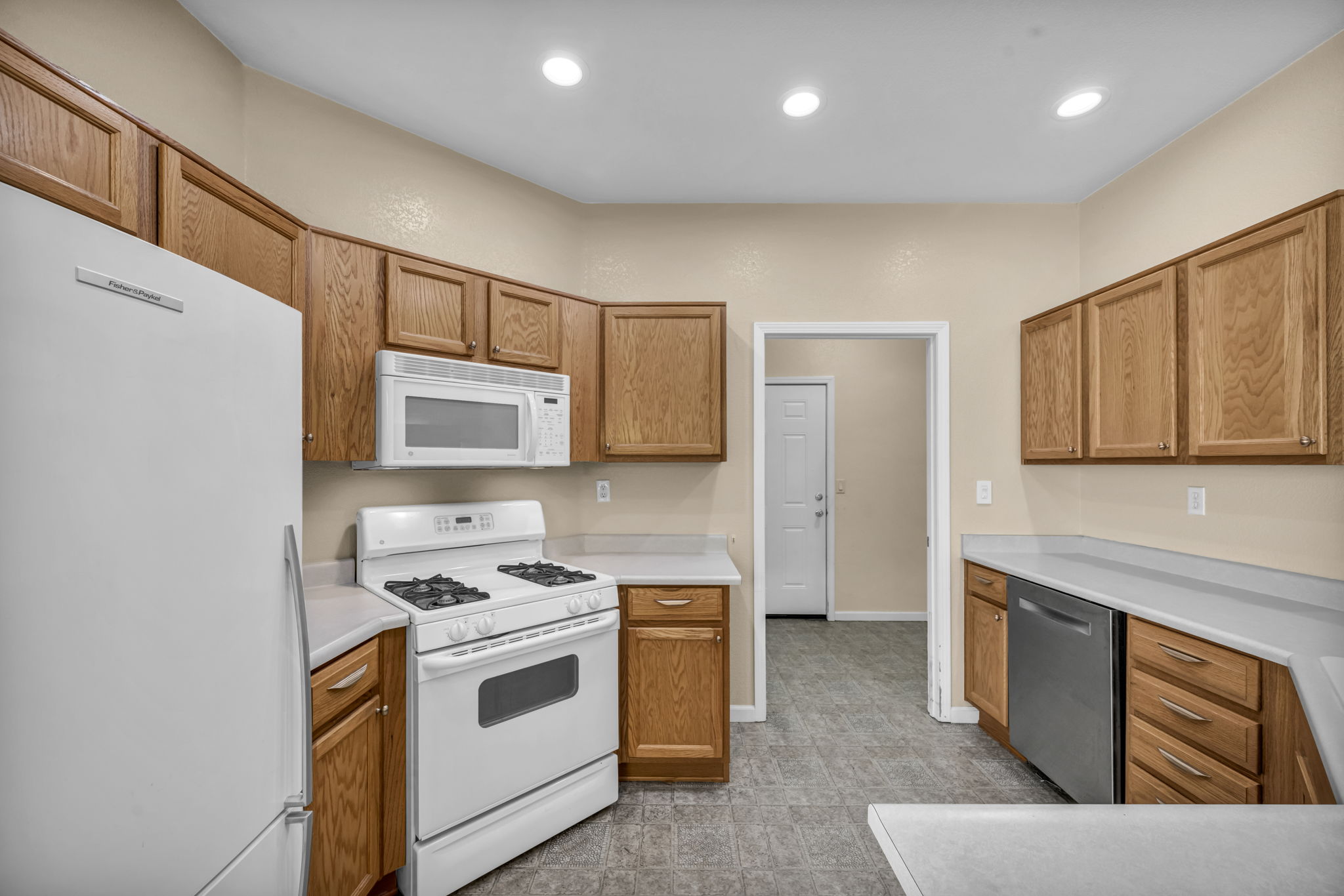 1313 Gambrel Dr_52