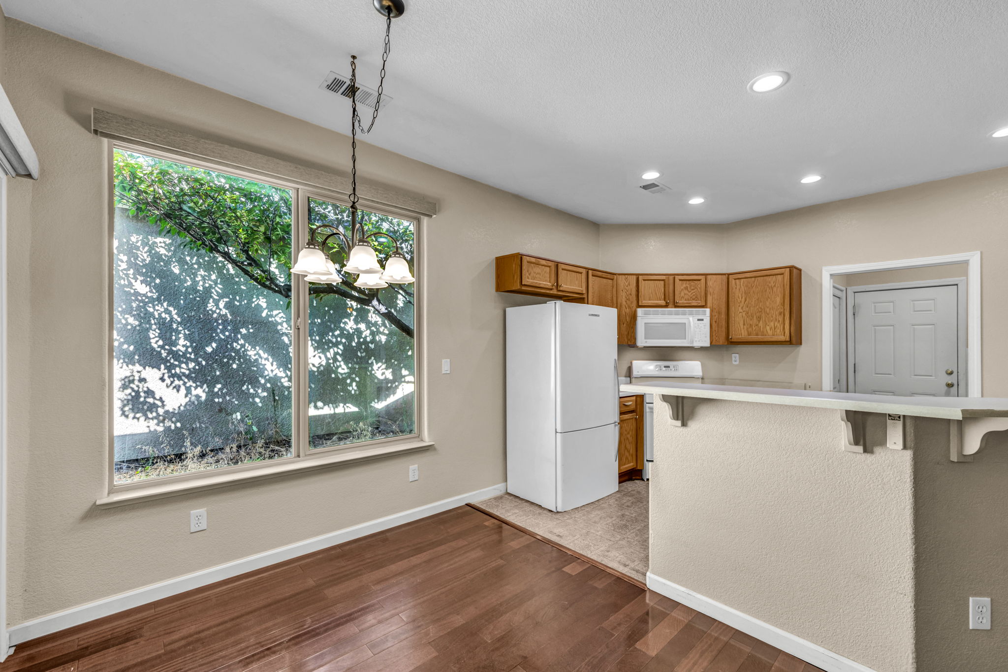 1313 Gambrel Dr_46