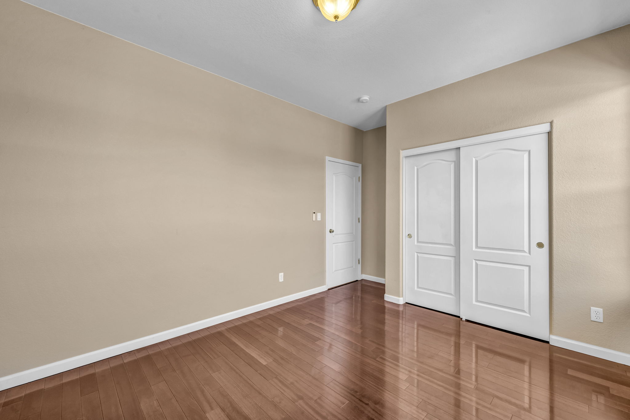 1313 Gambrel Dr_35