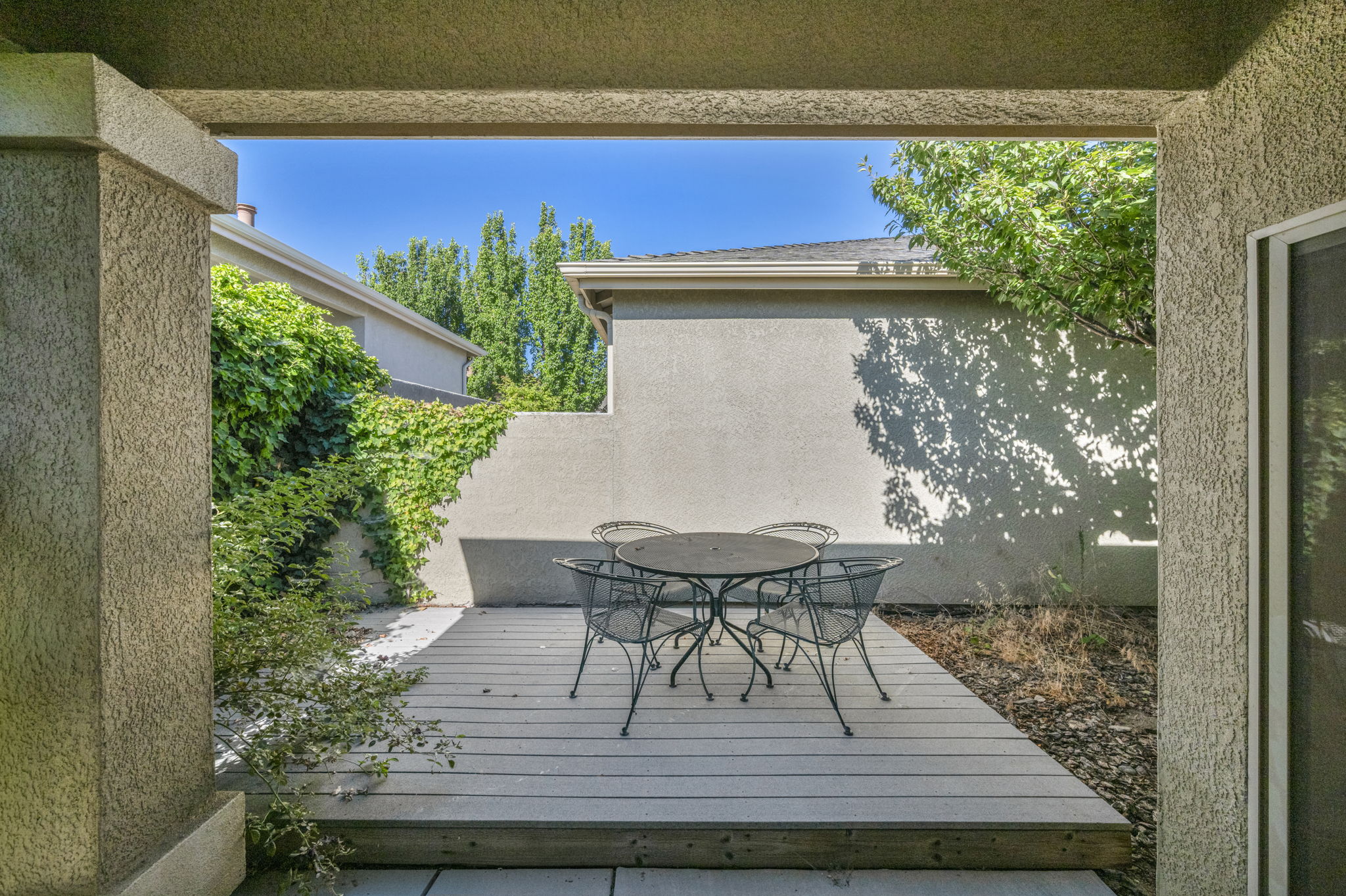 1313 Gambrel Dr_2