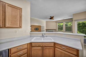 1313 Gambrel Dr_58