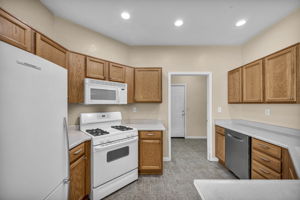 1313 Gambrel Dr_52