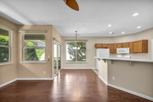 1313 Gambrel Dr_43