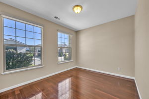 1313 Gambrel Dr_34