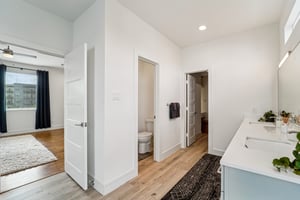 Lakin St-S0908-038.jpg