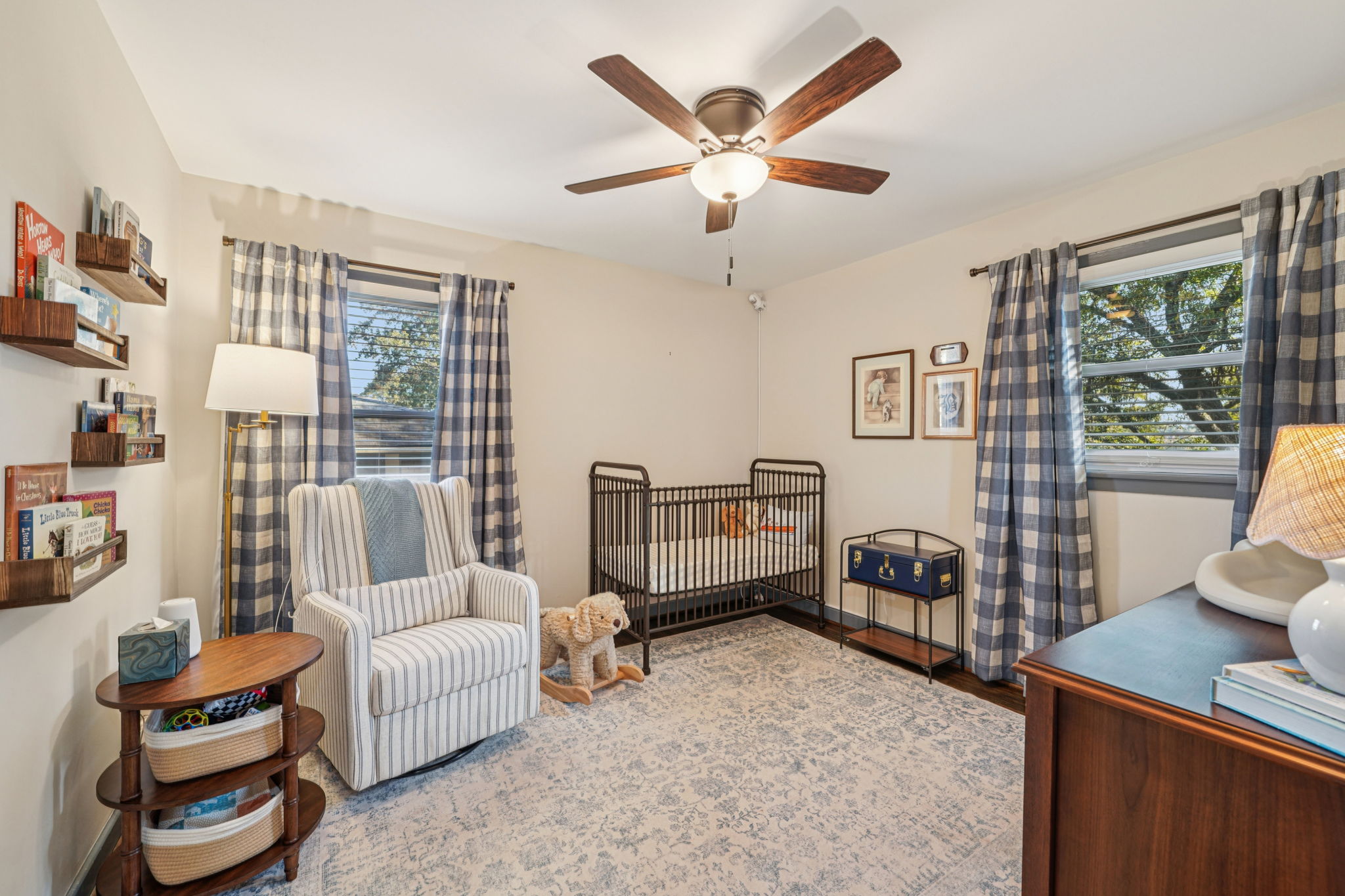 Laurence St-S1111-014