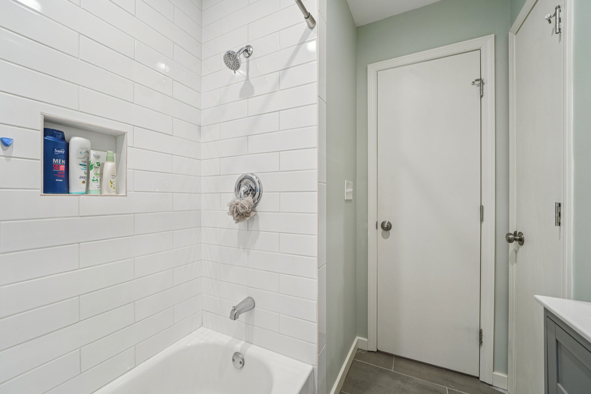 Laurence St-S1111-017