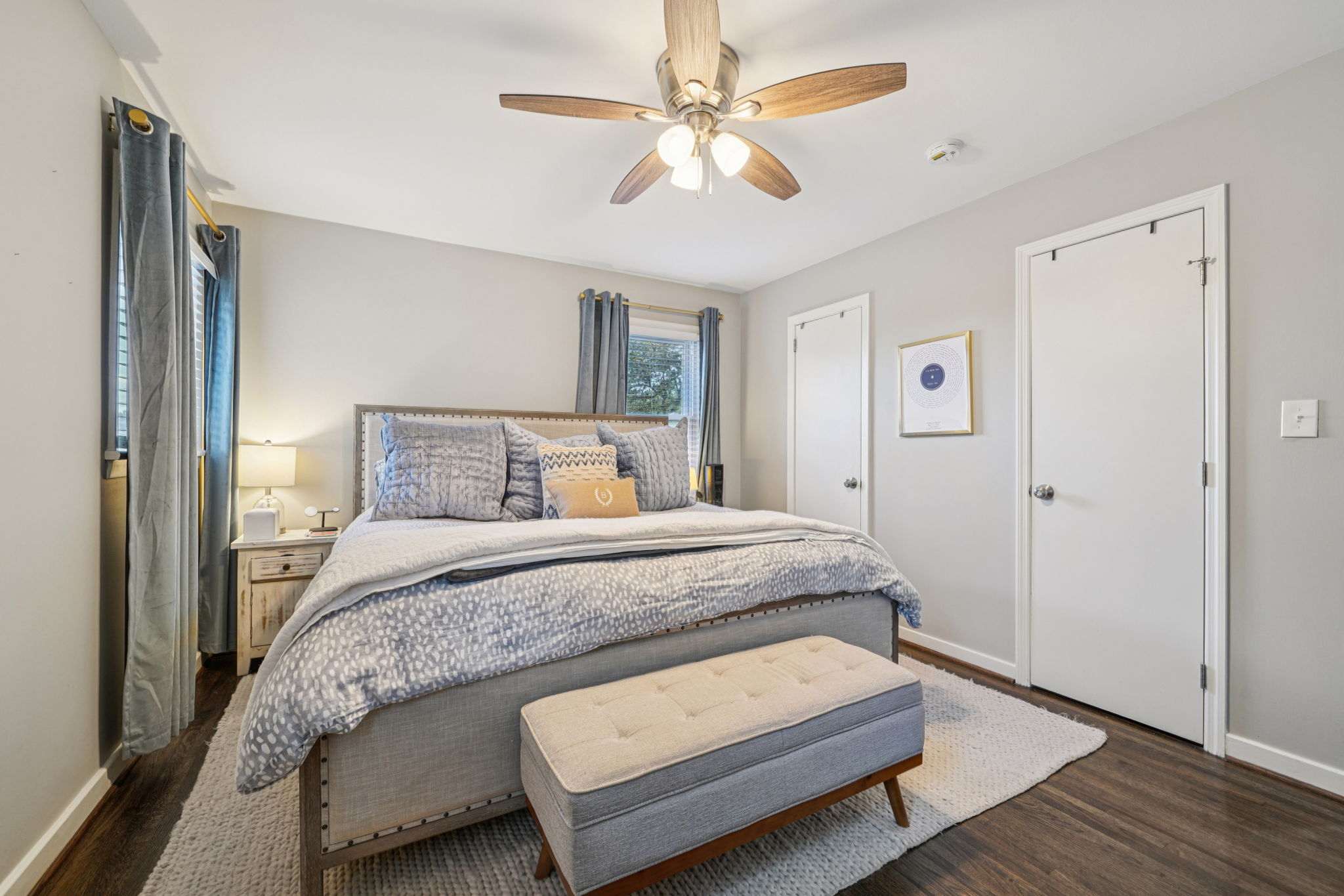 Laurence St-S1111-021