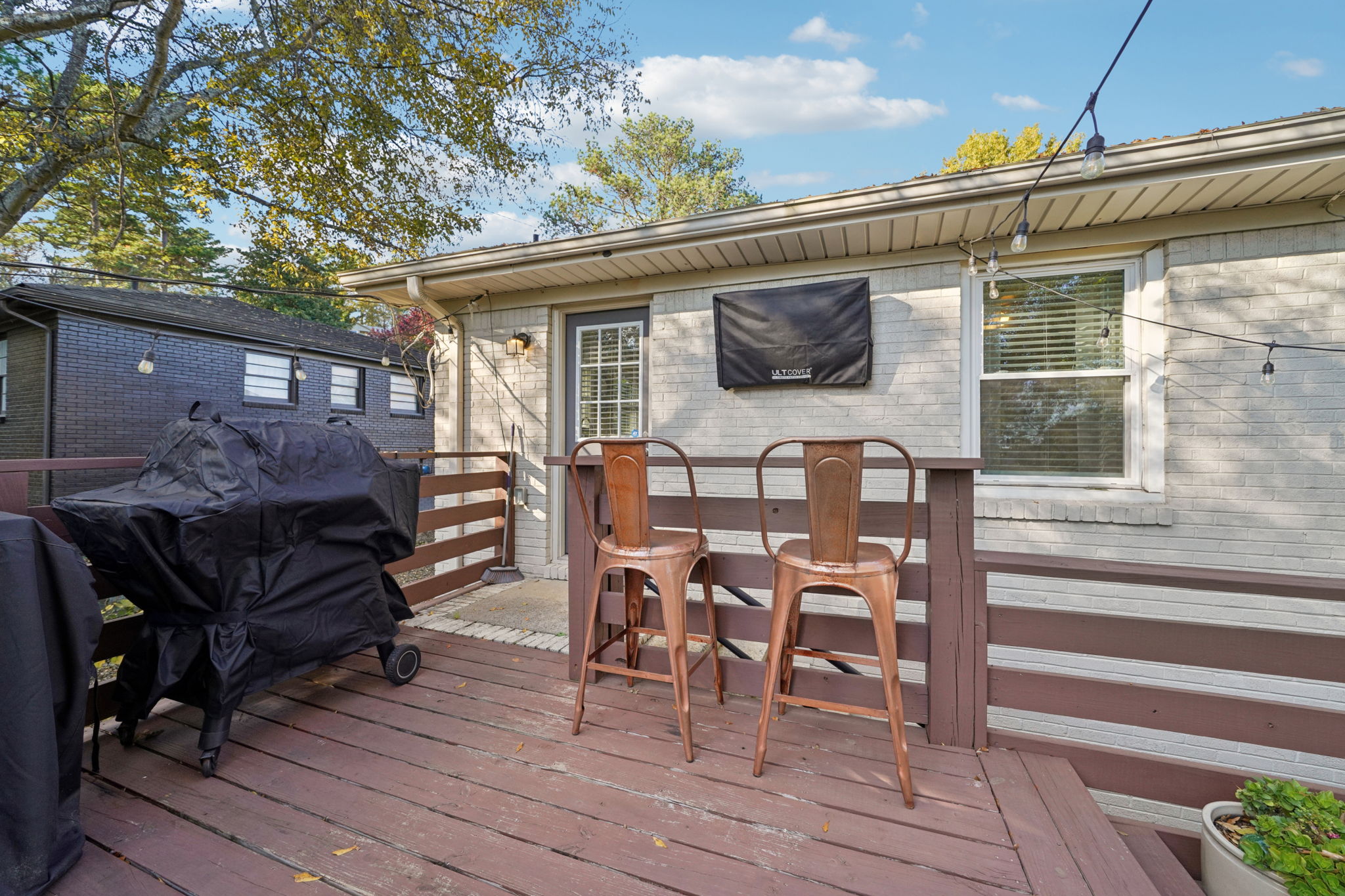 Laurence St-S1111-033