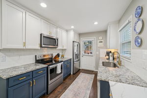 Laurence St-S1111-010