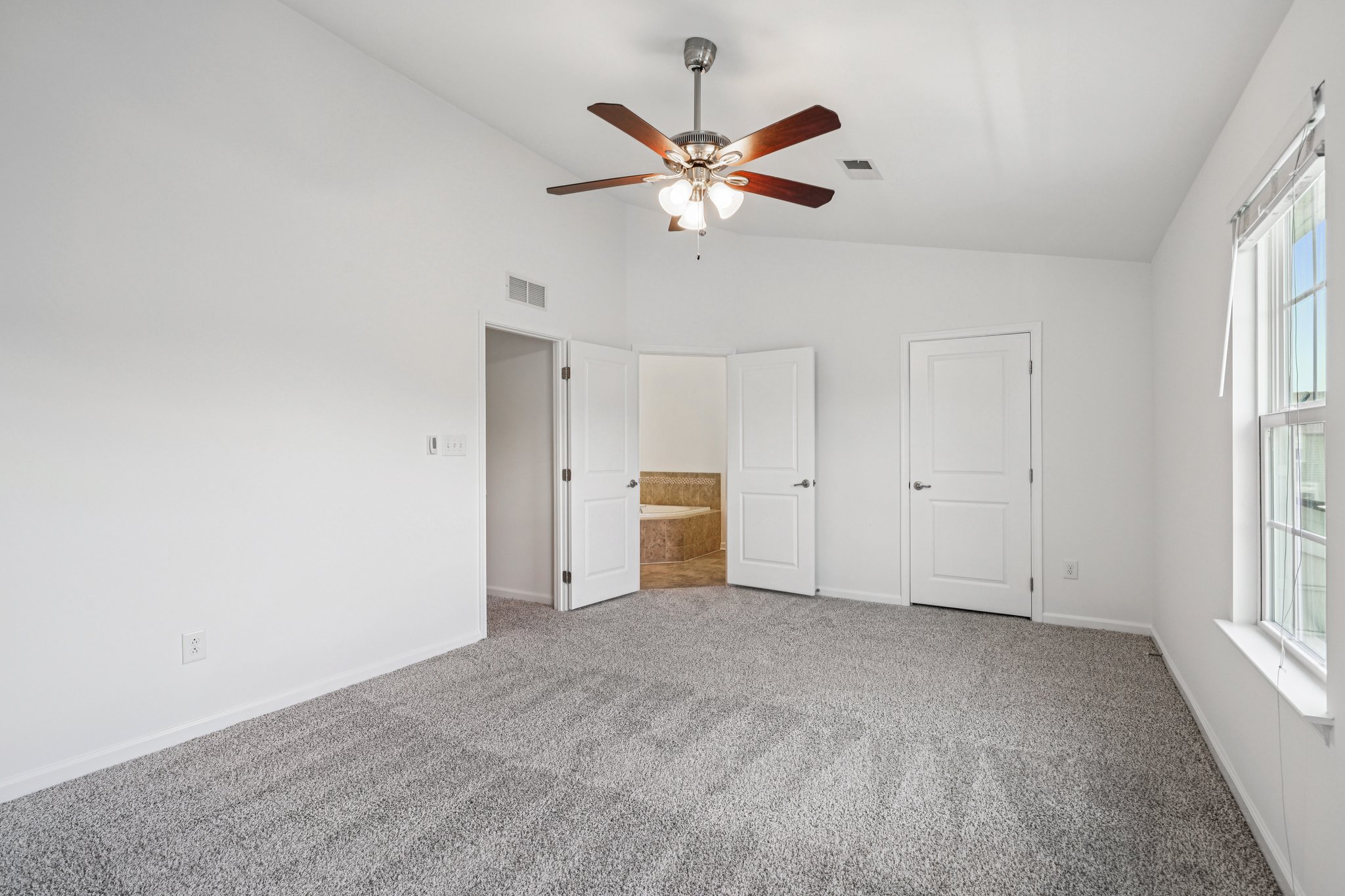 Madison Ln-S1208-024.jpg