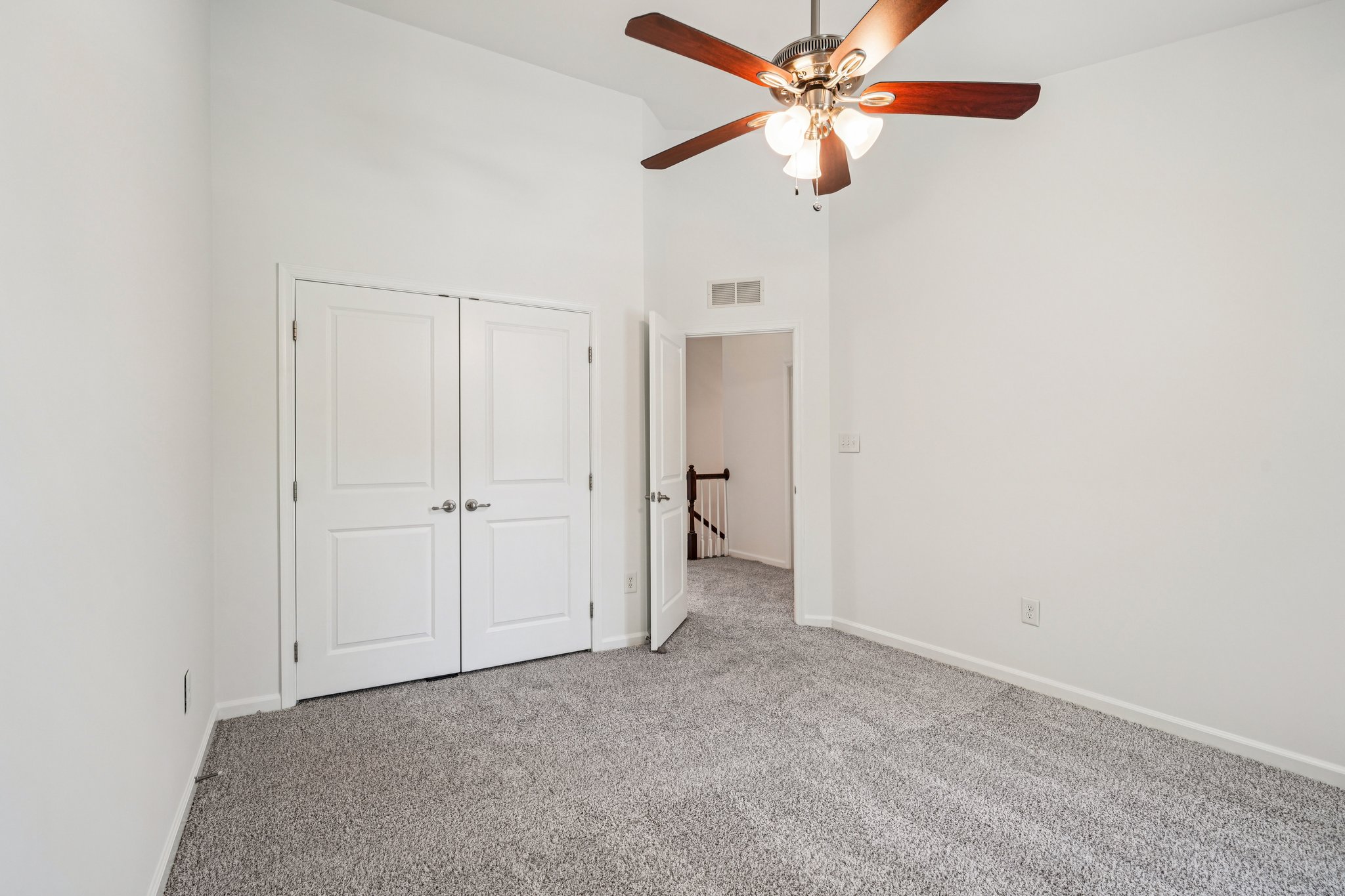 Madison Ln-S1208-033.jpg