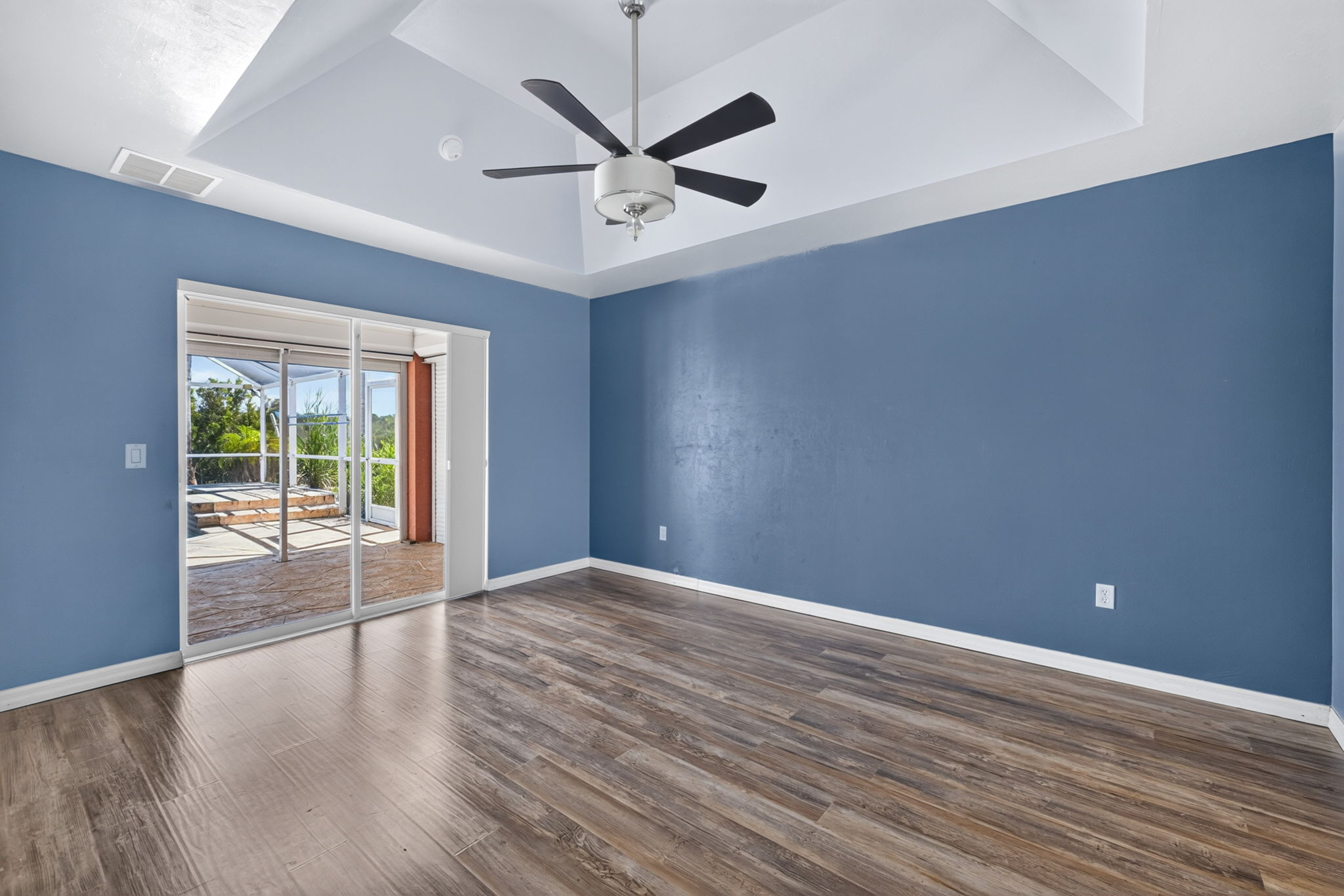 Please virtually stage master bedroom