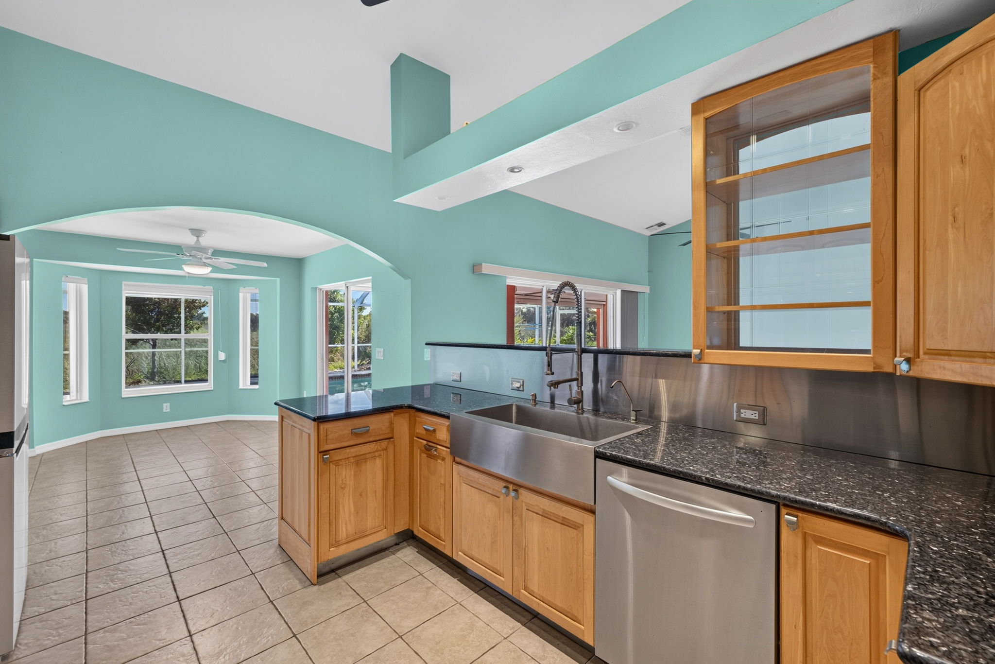 Kitchen 4 of 4