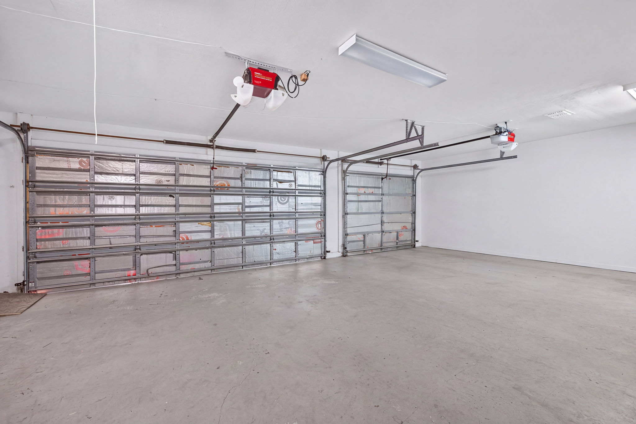 Garage - Virtual Declutter