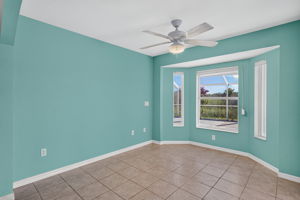 Breakfast Nook 1 of 2