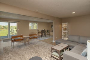 28-Family Room