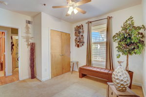 S Clarkson St-018