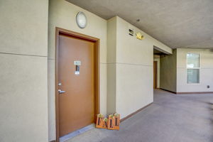 S Clarkson St-003