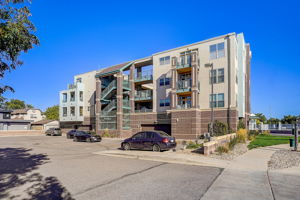 S Clarkson St-033