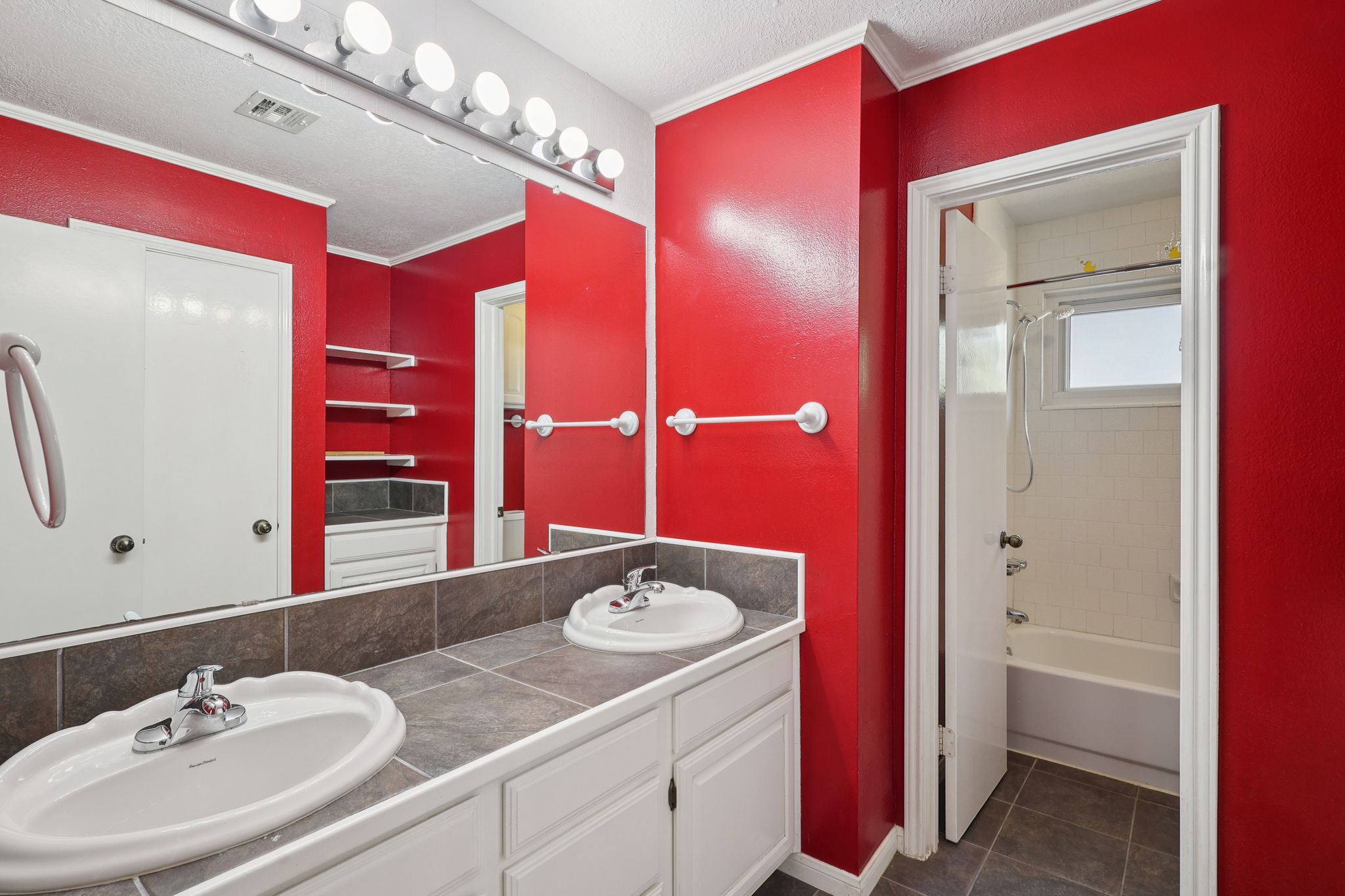 Wildwood Dr - L1809 - 028