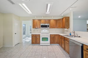 Wildwood Dr - L1809 - 016
