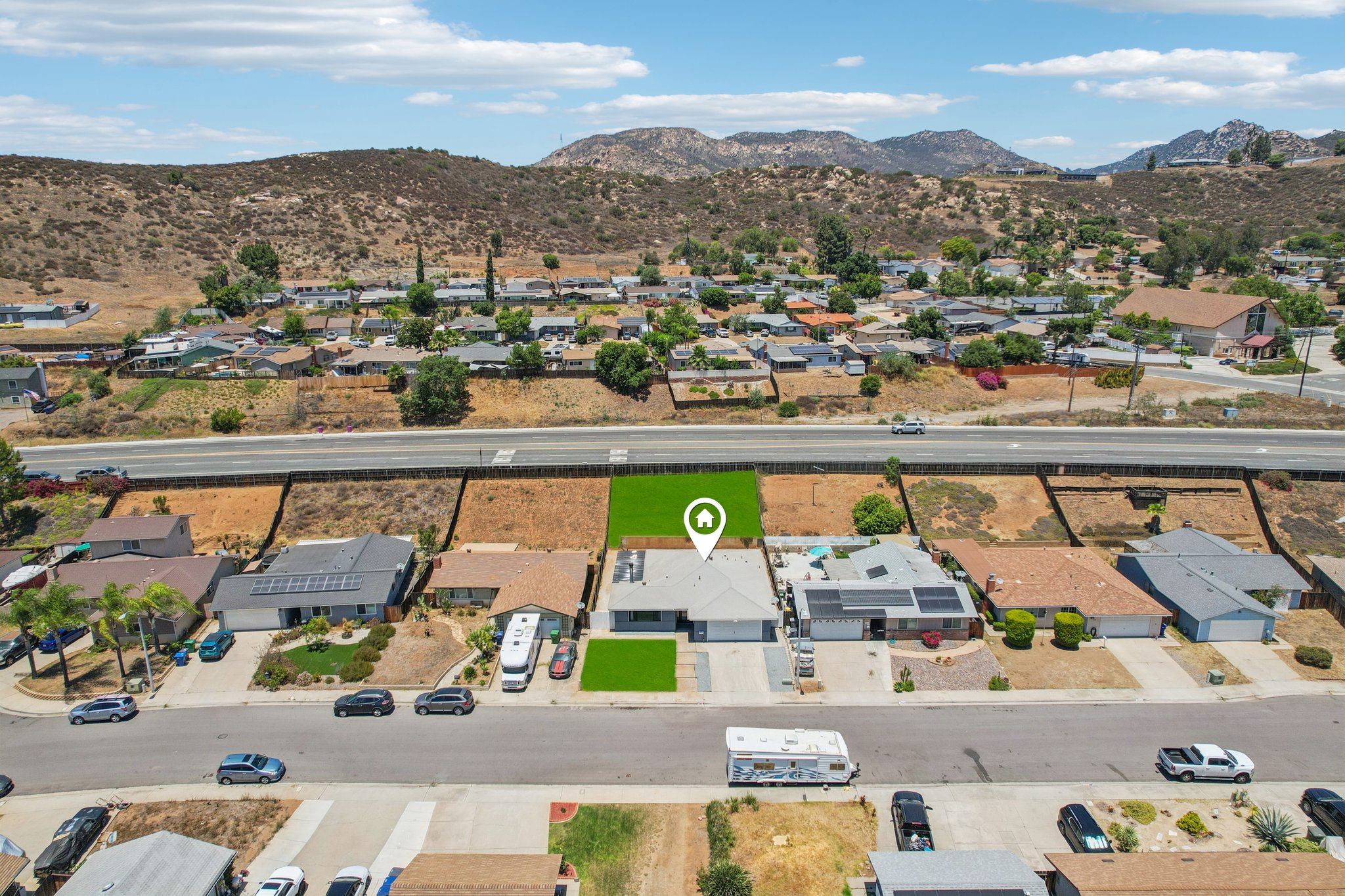Pam Ln-L0507-052.jpg