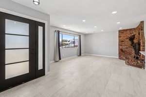 Pam Ln-L0507-006.jpg