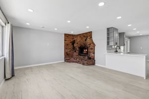 Pam Ln-L0507-007.jpg