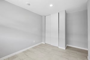 Pam Ln-L0507-017.jpg