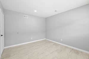 Pam Ln-L0507-026.jpg