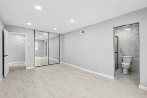 Pam Ln-L0507-029.jpg