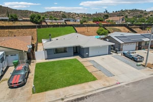 Pam Ln-L0507-049.jpg