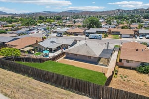 Pam Ln-L0507-064.jpg