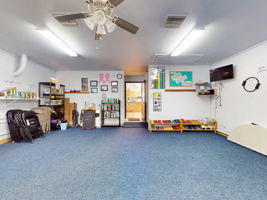  Photo 44