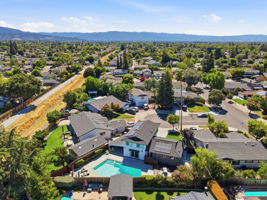 018_F8_AERIAL_1314 Los Palos Way