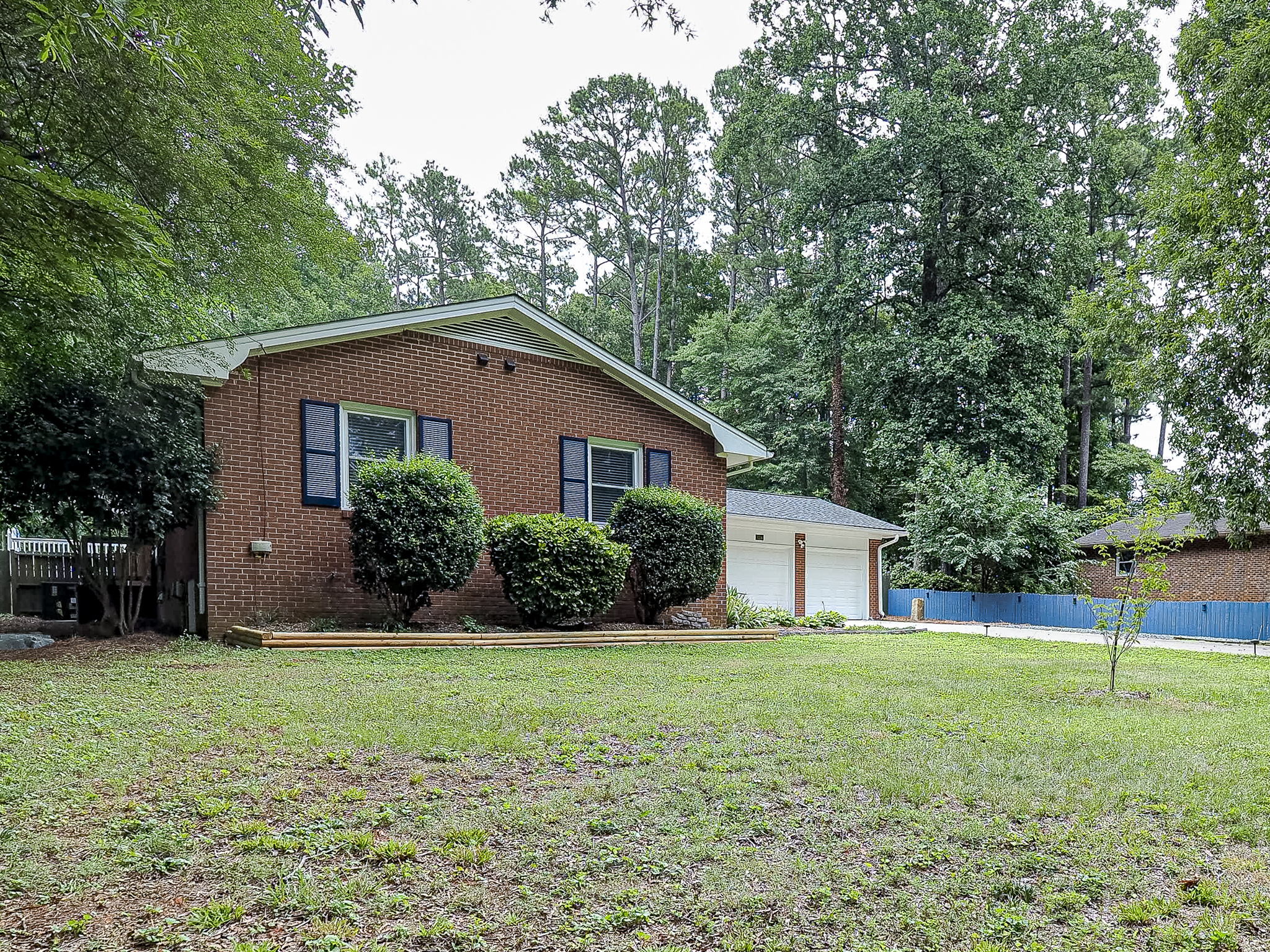 1314 Old Trinity Cir, Raleigh, NC 27607, USA Photo 3