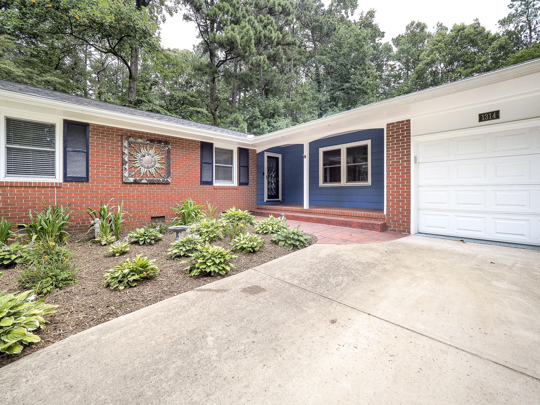 1314 Old Trinity Cir, Raleigh, NC 27607, USA Photo 4