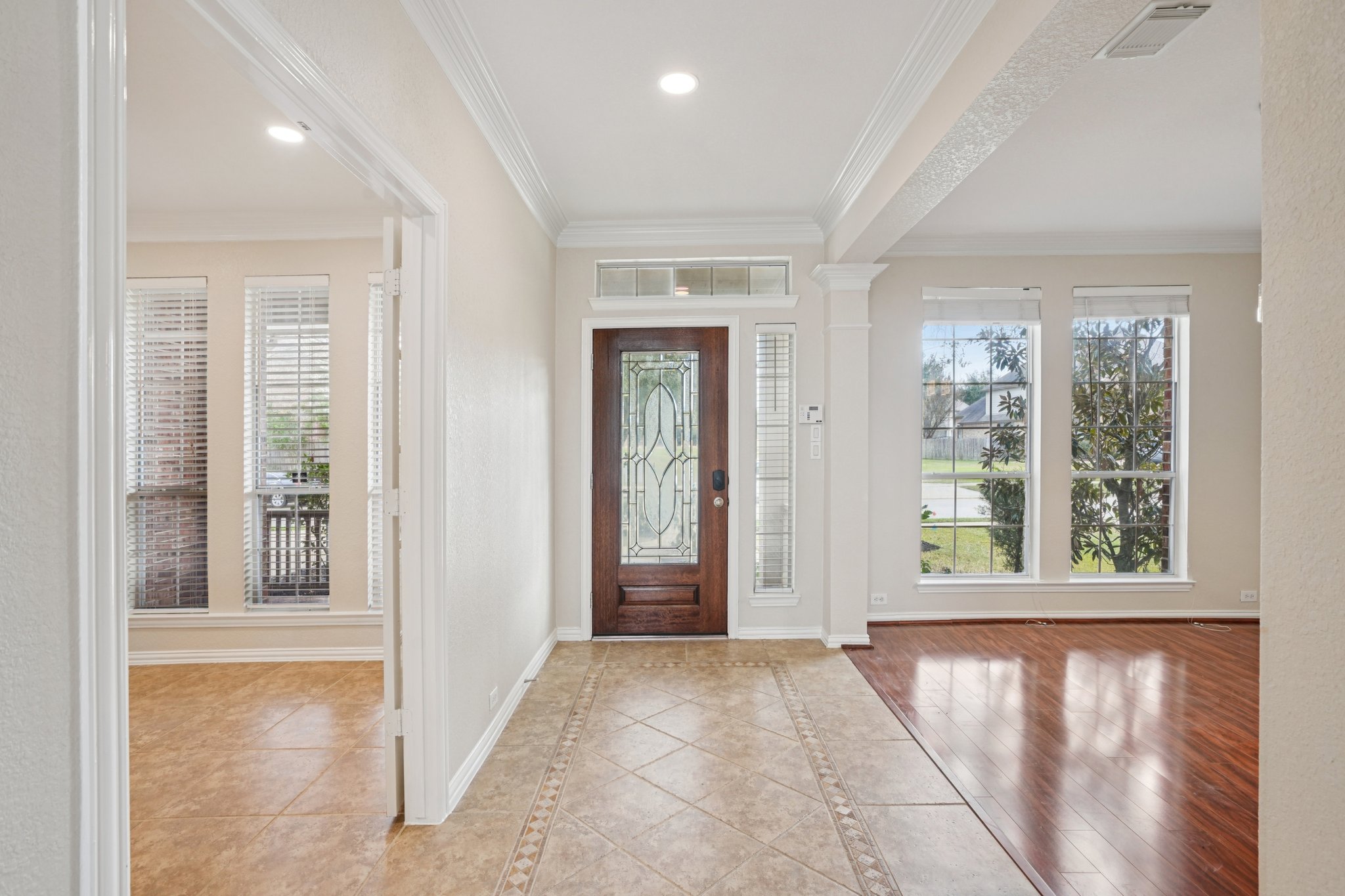 Ravenel Ln-S1101-011.jpg