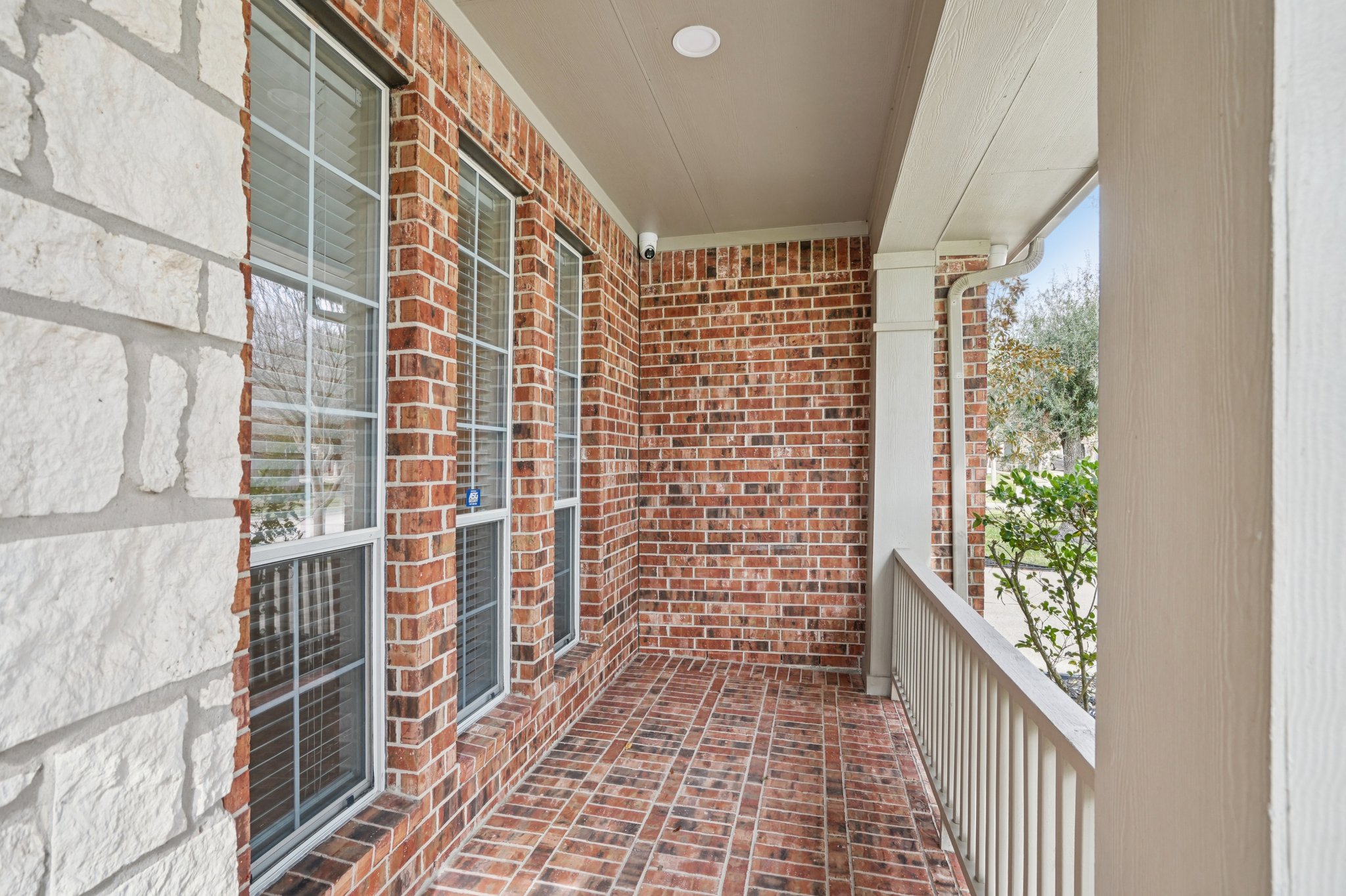 Ravenel Ln-S1101-055.jpg